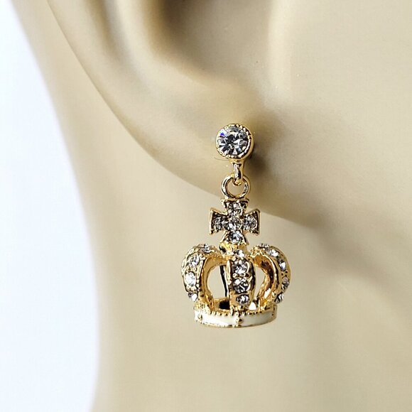 Crown Shape Tiny Crystal Earrings - Picture 8 of 9